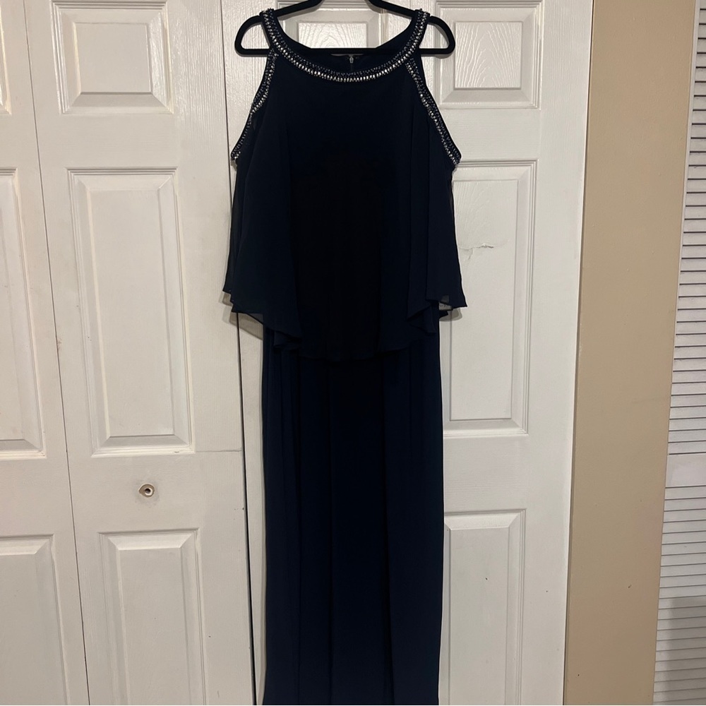Alex Evenings Plus Cold Shoulder Popover Jersey & Chiffon Gown with Beaded Neckl - Picture 4 of 4
